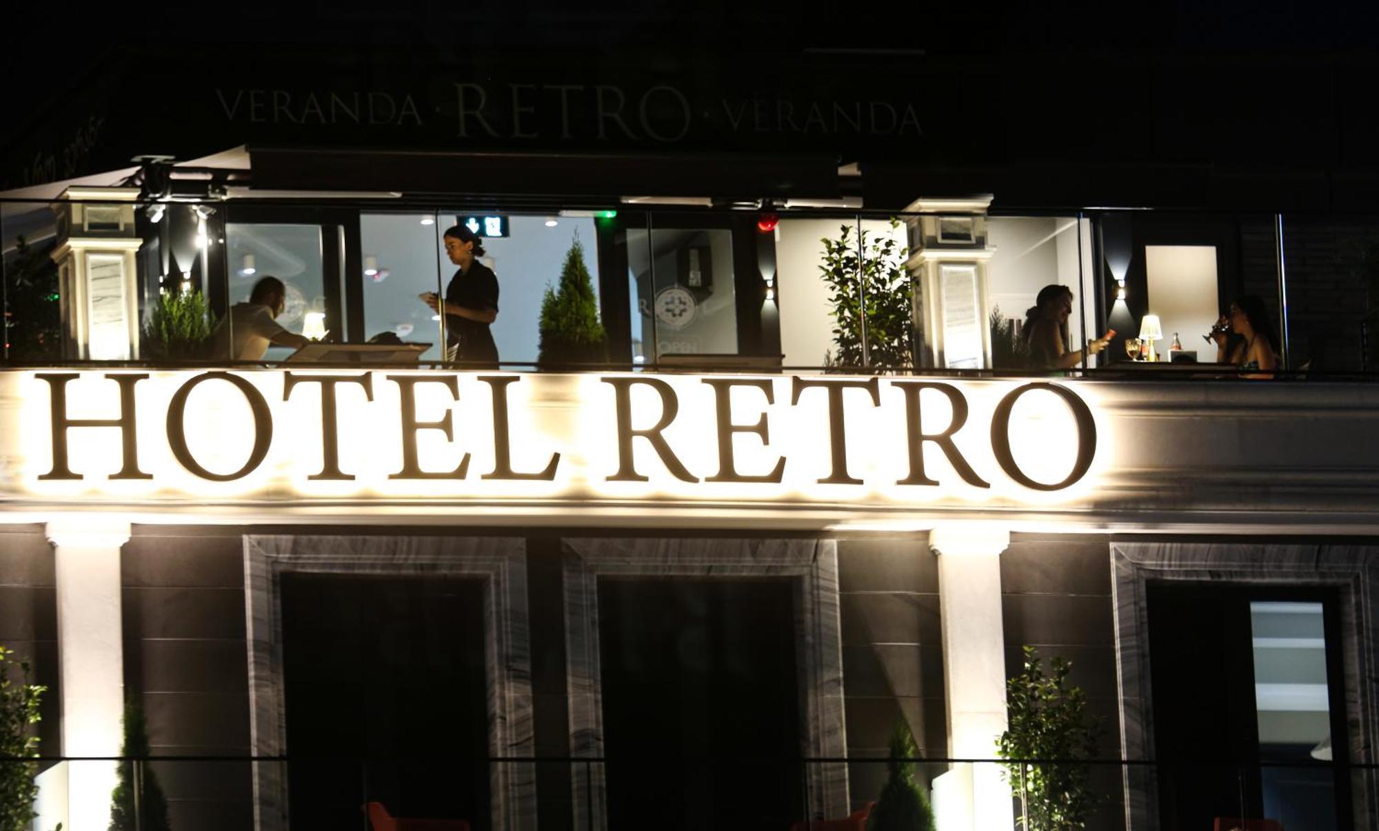 Hotel Retro Batoemi Buitenkant foto