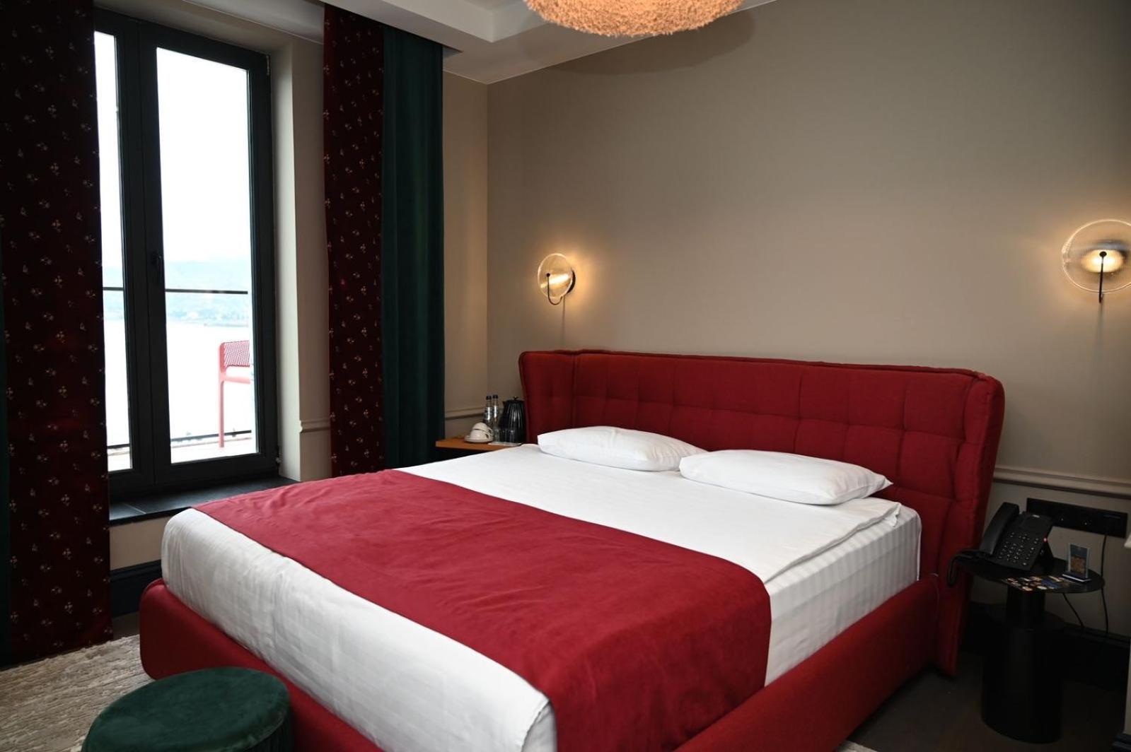 Hotel Retro Batoemi Buitenkant foto